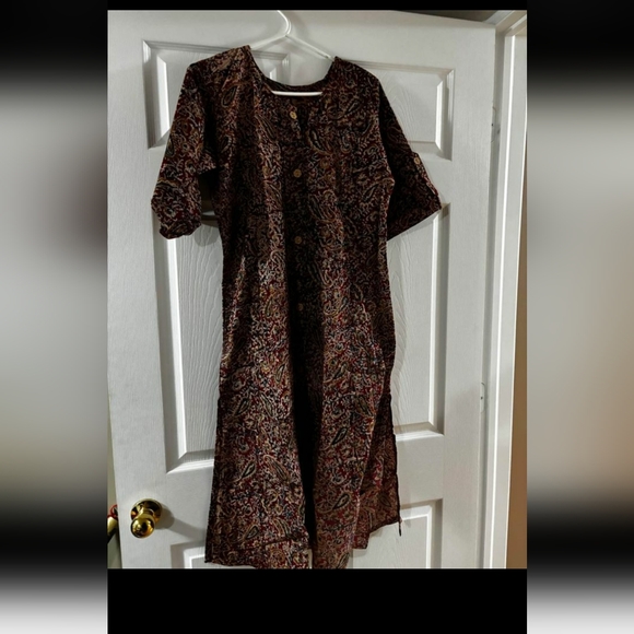 Qty-5 kurtis Size L - Picture 4 of 6